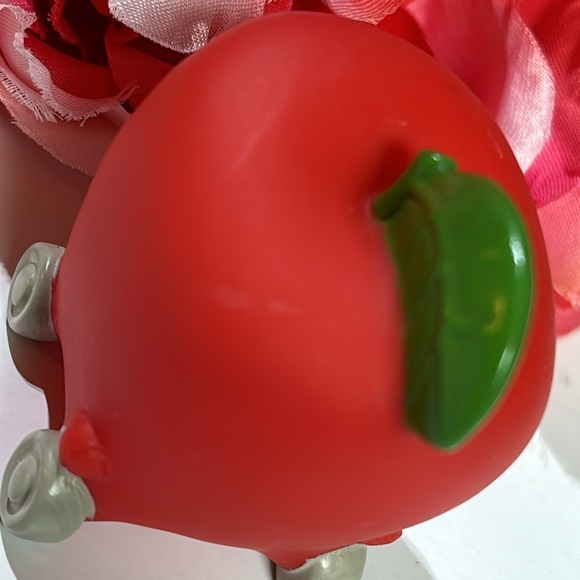 The Busy World of Richard Scarry Lowly Worm Apple Car 1994 Vintage McDonalds - Picture 3 of 12